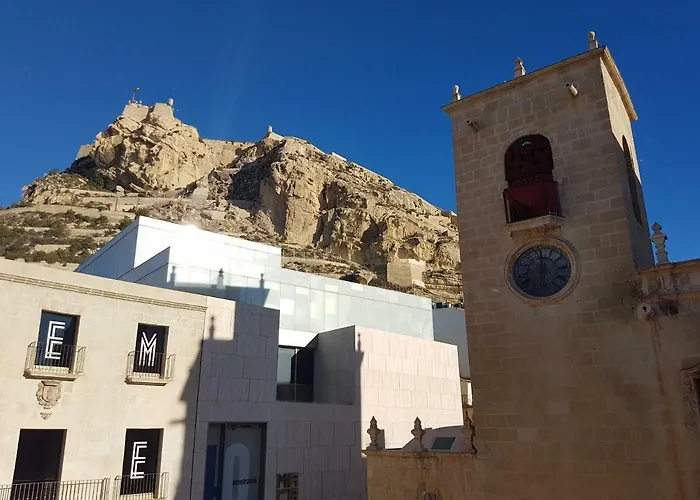 Alicante Old City & Beach Appartment